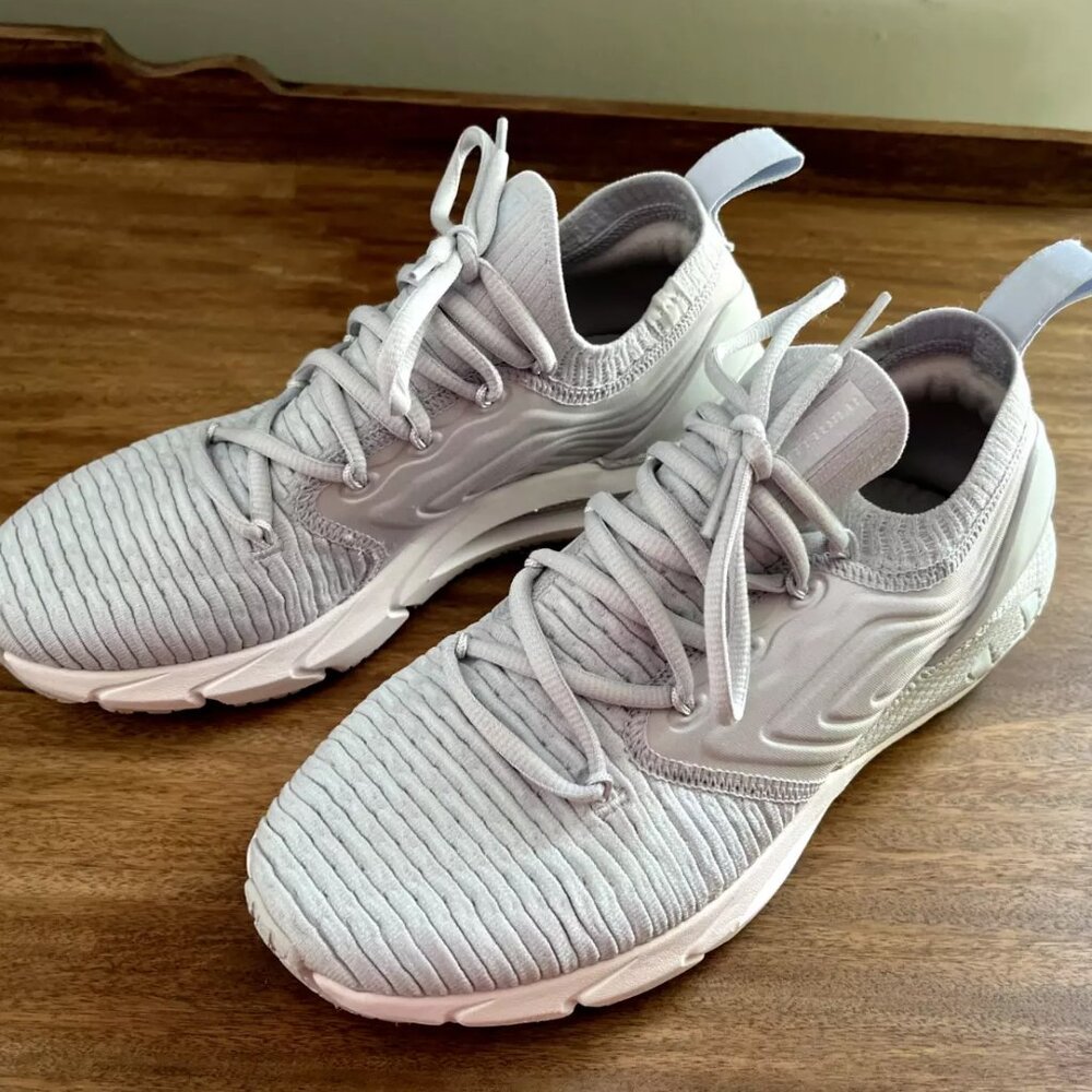 Under Armour HOVR Phantom 2 INKNT 'Grey' Womens size 8 -EUC